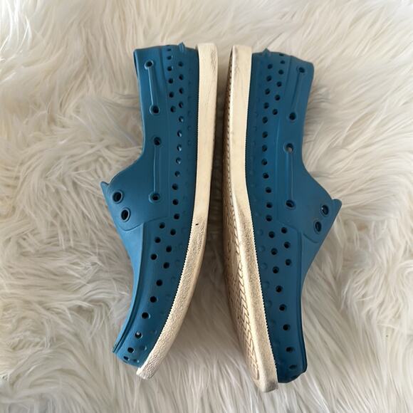 Native | Blue Howard Loafer Size 5 (Men)/7 (Women) - Picture 7 of 13
